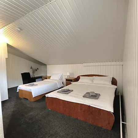 Friendly House Gazde/Camere de închiriat Eforie Nord