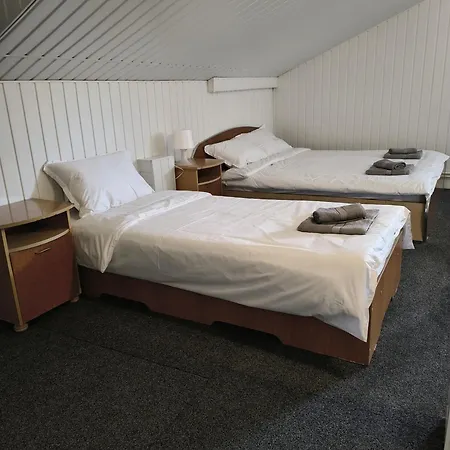 Gazde/Camere de închiriat Friendly House Eforie Nord