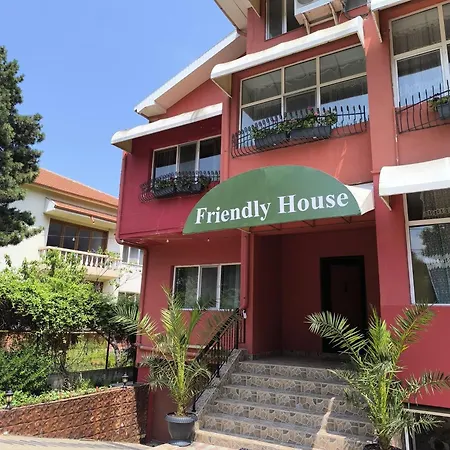 Friendly House * אפורי נורד